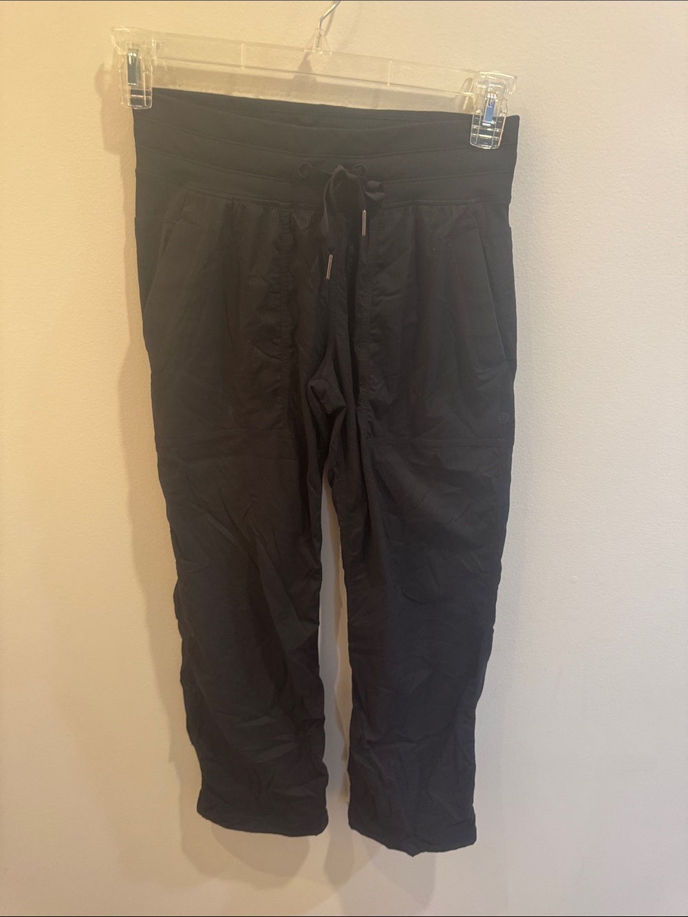 lululemon athletica Black Drawstring Cropped Pants